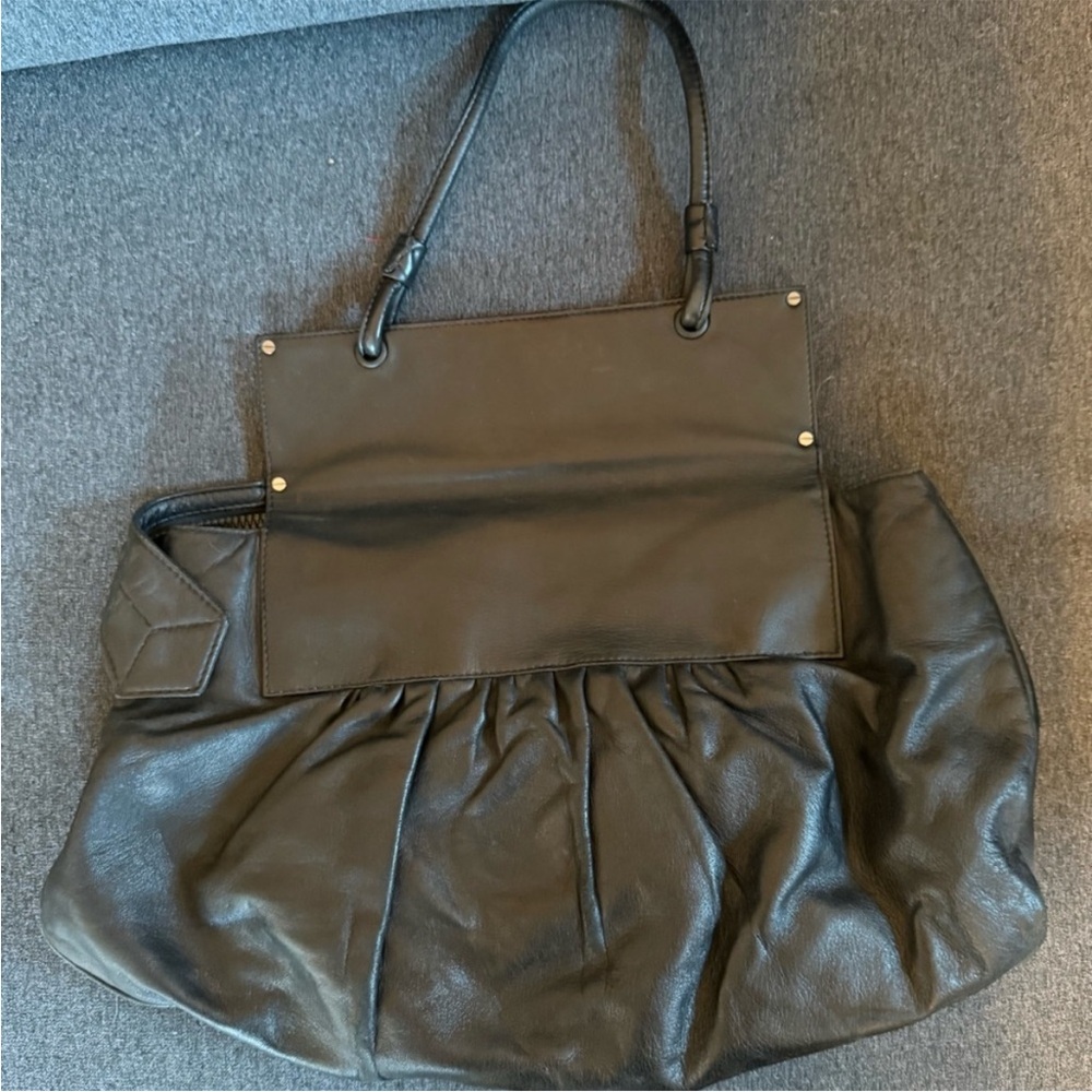 Fendi Vintage Women’s Leather Tote Bag with Embossed Panel - Picture 7 of 7